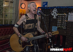 Ghirardi Music, News and Gigs: TV Smith - 6.12.14 The Red Lion, Ramsgate, Kent